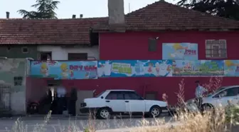 Hayır mağazasında cinsel ilişki karşılığı yardım skandalına 35 yıla kadar hapis talebi