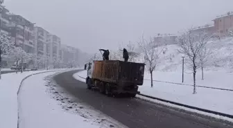 Batman Belediyesi karla mücadele çalışmaları sürdürüyor