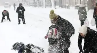 Bugün okullar tatil mi? 29 Aralık Pazartesi hangi illerde okullar tatil? Bolu, Elazığ, Gaziantep, Kayseri, Muş, Şırnak, Kastamonu'da okullar tatil mi?