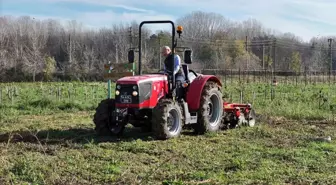 Dekan, öğrencilerin eğitimi için direksiyon başına geçti