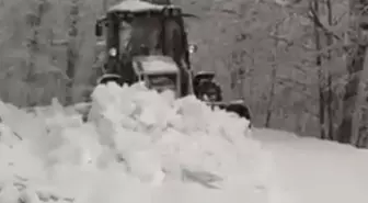 Düzce'de 37 köy yolu, kardan kapandı