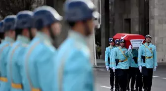 Eski TBMM Başkanvekili Palaoğlu için Meclis'te cenaze töreni düzenlendi