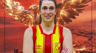 Göztepe filede Ezgi'yi aldı