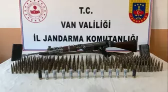 İhbar sonrası jandarmadan baskın; evde tüfek ile mühimmat ele geçirildi