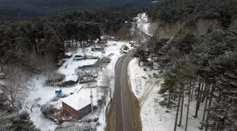 Kazdağları'na beklenen kar geldi: Yüksek kesimler beyaza büründü