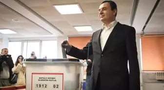 Kosova'da Albin Kurti'nin Partisi Seçimleri Kazandı