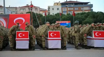 Manisa'da eğitimini tamamlayan 3 bin 559 acemi er ant içti