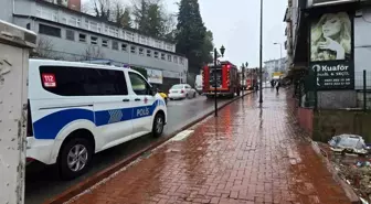 Sağlık ocağının deposunda yangın paniği