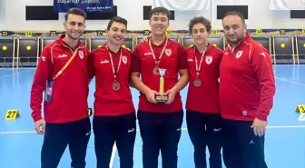 Samsunspor sporcusu okçulukta Türkiye rekoru kırdı