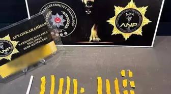 Uyuşturucu emdirilmiş peçeteyle yakalanan 2 kişi gözaltına alındı