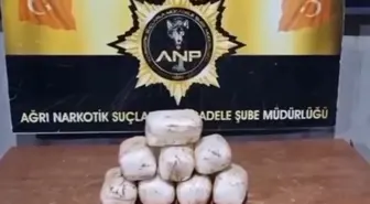 Ağrı'da Uyuşturucu Operasyonunda Bin 94 Adet Sentetik Ecza Ele Geçirildi