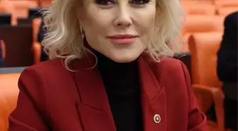 AK Parti'li Bursalı'nın girişimiyle ihtiyaç sahibi aileye sosyal destek