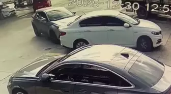 Bodrum'da kaza sonrası taraflar arasında çıkan kavga anı kamerada