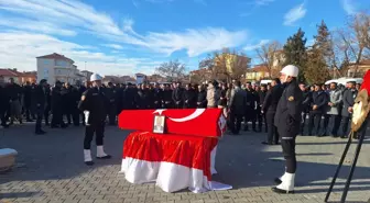 DEAŞ'a yönelik operasyonda şehit olan polis memuru Yasin Koçyiğit'in cenazesi toprağa verildi