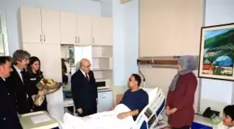 Emniyet Genel Müdürü Demirtaş, Yalova'daki çatışmada yaralanan polisi ziyaret etti