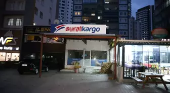 Göndermek istenen kaçak sigarayı polise bildiren kargo şube müdürünü öldürdü