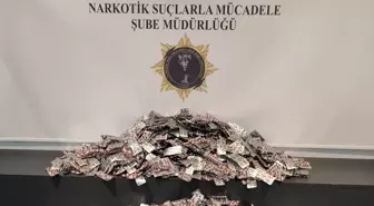 Samsun'da oto kurtarıcıdaki otomobilde 28 bin uyuşturucu hap ele geçirildi