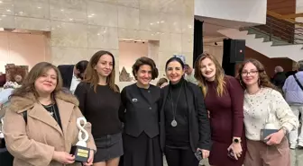 Seramik ve Cam Bölümü öğrencilerinden İzmir'de önemli başarı