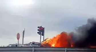 Tekirdağ'da seyir halindeki otomobil alev aldı