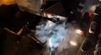 Ümraniye'de gecekondu yangını: Ev kullanılamaz hale geldi