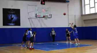 Yıldız Kız Basketbol Müsabakaları Bilecik'te sürüyor