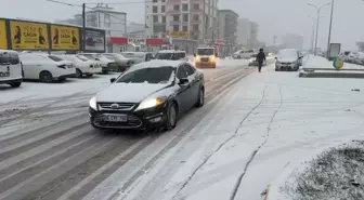 Adıyaman'da kar ulaşımı olumsuz etkiledi