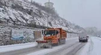 Artvin ve Gümüşhane'de 126 köy yolu ulaşıma kapandı
