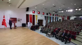 Bakan Güler, Mehmetçiğin yeni yılını kutladı