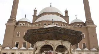 Bakan Memişoğlu, Kahire Kalesi'ni ziyaret etti