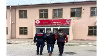 Bolu'da 40 yıl 10 ay hapis cezasıyla aranan firari hükümlü yakalandı