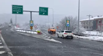 Bolu Dağı'nda kar yağışı ve sis