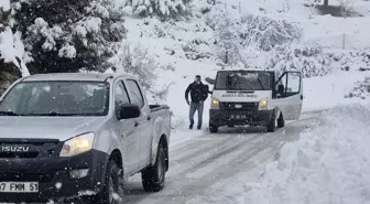 Burdur'un Altınyayla ilçesinde kar etkili oldu
