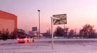 Buz üstünde drift kameraya yansıdı