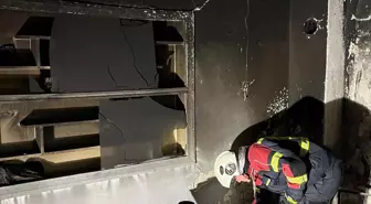 Evde çıkan yangında dumandan etkilendi