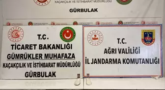 Gürbulak Gümrük Kapısı'nda 8 kilo 136 gram uyuşturucu ele geçirildi