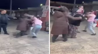 Kadınların saç saça baş başa kavgası kamerada