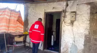 Kızılay, AFAD ve gönüllüler, Tunceli'nin zorlu kış şartlarında ihtiyaç sahiplerine ulaştı