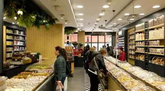 Kuru yemişçilerde yeni yıl yoğunluğu