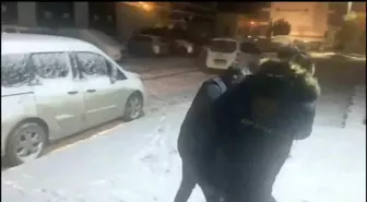 Kütahya'da 30 yıl hapis cezası ile aranan cezaevi firarisi yakalandı