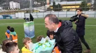 Miniklerden, Rizespor'a ziyaret