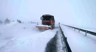Sivas'ın dışarı ile ulaşımı kesildi