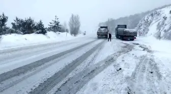 Tokat-Sivas yolunda kar engeli