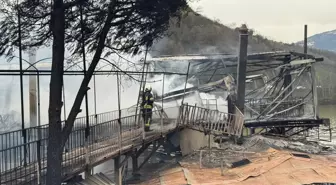 Trabzon'da Sera Gölü'ndeki restoranda çıkan yangın söndürüldü
