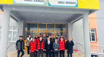 Türk Kızılay Vezirköprü'de 88 öğrenciyi giydirdi