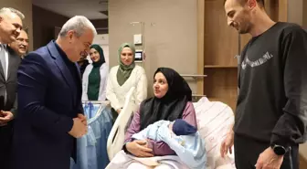 Konya'da yeni yılın ilk bebeği 'Alparslan', saat 00.02'de dünyaya geldi