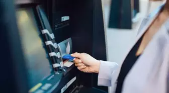 261 yıllık dev banka onlarca şubesini kapatıyor