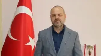 Ahşap meraklısı müdür görev yaptığı okulun mobilyalarını kendi üretiyor