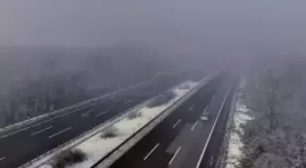 Anadolu Otoyolu'nun Düzce kesiminde sis etkili oldu