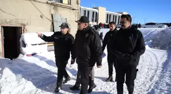 Erzurum'da suça zemin hazırlayan ve halkı tedirgin eden metruk binalar yıkılıyor