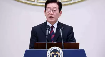 Güney Kore Devlet Başkanı Lee: 'Çin Devlet Başkanı Xi'nin muhteşem bir lider olduğunu düşünüyorum'